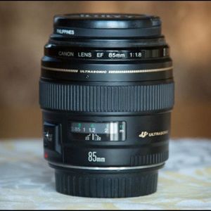 Canon 85mm 1.8 Gold Ring Prime Lens